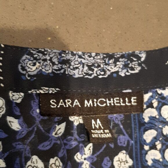 Sara Michelle Blue and White Flowy Sheer Top - Picture 4 of 9